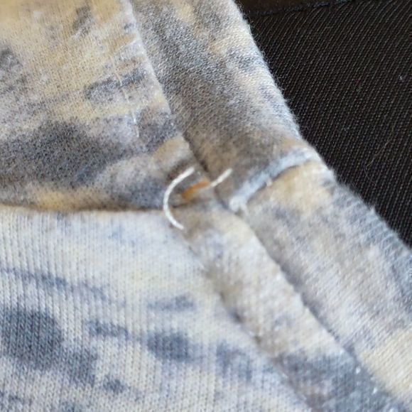 Rose + Olive Long Sleeve Tie Dye Shirt with Bunched Center Waist Size L - Picture 12 of 12